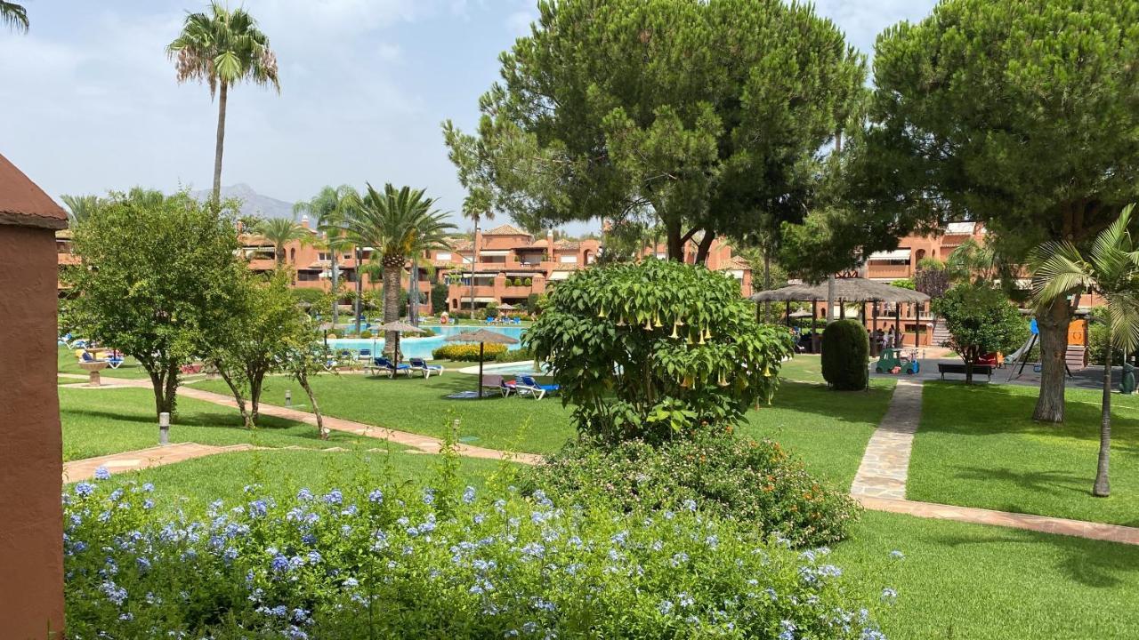 Alhambra Del Golf - Guadalmina Apartment Estepona Exterior photo